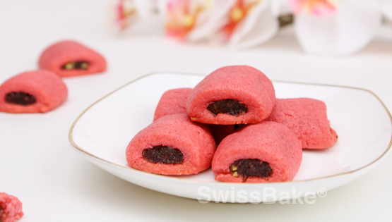 Raspberry Fig-Pistachio Bars Recipe